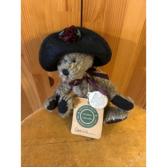 Vintage Plush Boyd Bear With Black Hat With Rose Flower.(5819) - Picture 1 of 7